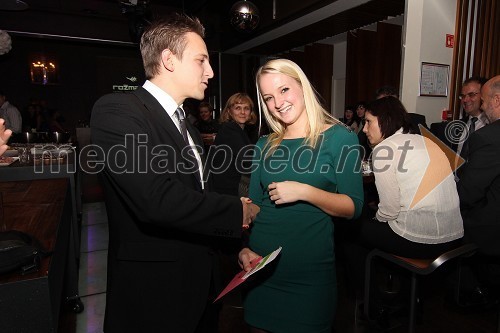 Matej Krampač in Nina Golob Žvajker, člana Rotaract Cluba Maribor