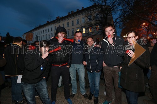 Protesti na Trgu Svobode v Mariboru