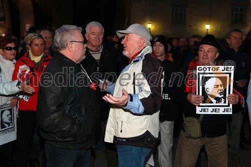 Protesti na Trgu Svobode v Mariboru