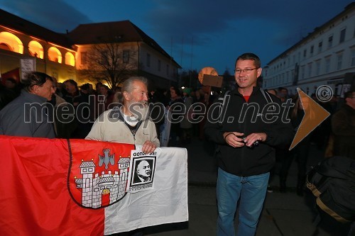 Protesti na Trgu Svobode v Mariboru