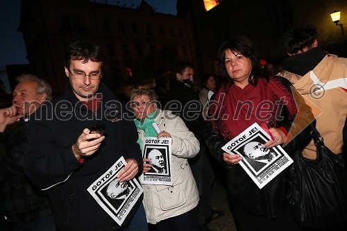 Protesti na Trgu Svobode v Mariboru