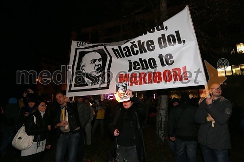 Protesti na Trgu Svobode v Mariboru