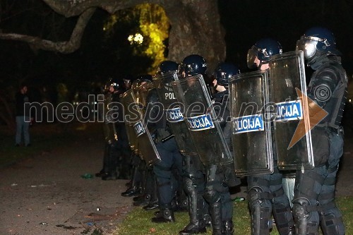 Protesti na Trgu Svobode v Mariboru