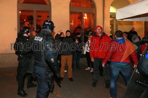 Protesti na Trgu Svobode v Mariboru