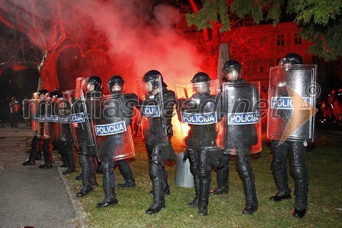 Protesti na Trgu Svobode v Mariboru