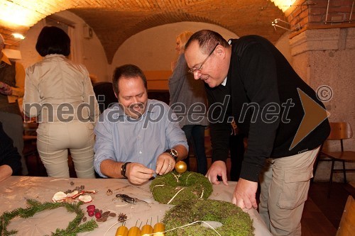 Robert Bogataj, voditelj in Nace Junkar, pevec