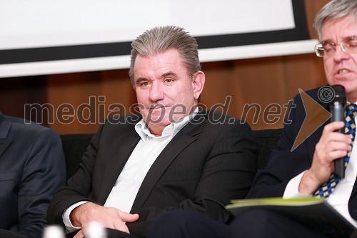 Andrej Vizjak, minister za delo, družino in socialne zadeve