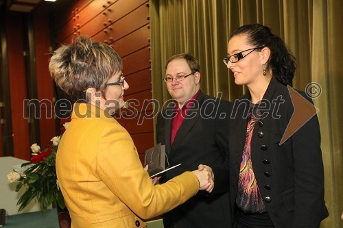 Carmen Tišlarič Čuš, predsednica UO sklada Henkel Slovenija; dr. Saša Šabeder