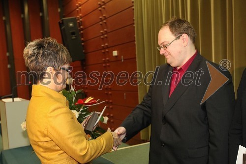 Carmen Tišlarič Čuš, predsednica UO sklada Henkel Slovenija; Gregor Ferk