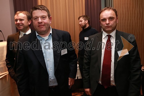 Peter Frankl, odgovorni urednik in direktor Časnika Finance; Janez Uranič, direktor Ernst&Young d.o.o.