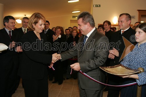 Stanislav Valant, predsednik uprave NFD, Alenka Iskra, predsednica uprave Terme Maribor d.d., Andrej Vizjak, minister za gospodarstvo in Franc Kangler, mariborski župan 
