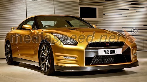 Bolt Gold Nissan GT-R je na spletni dražbi zbral kar 193.00 dolarjev