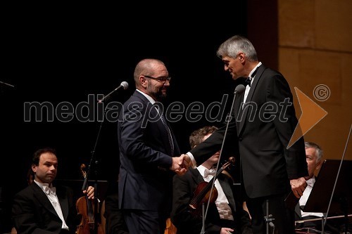 Vojmir Urlep, predsednik uprave Leka in Manager leta 2012; Slobodan Sibinčič, predsednik uprav GV skupine in predsednik sveta Managerskih koncertov