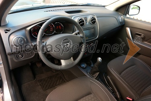 Dacia Sandero, notranjost