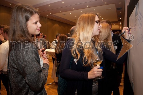 	Udeleženci konference