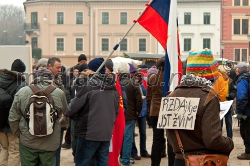 1. slovenska vsesplošna vstaja naroda proti oblasti