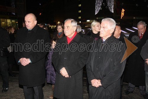 Milan Mikl, podžupan MOM; Rudi Moge, predsednik Sveta zavoda Maribor 2012 - EPK; prof. dr. Ludvik Toplak, predsednik Evropskega središča Maribor (ESM)