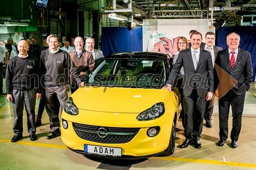 Opel Adam, uradni začetek izdelave