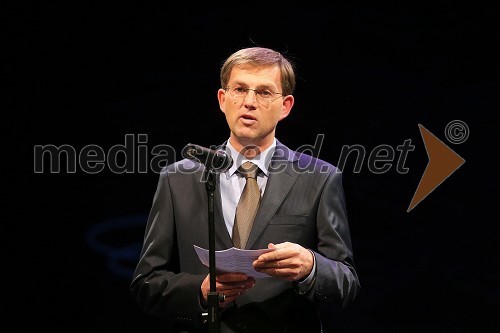 Dr. Miro Cerar, pravnik