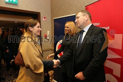 ...; mag. Ajša Vodnik, izvršna direktorica Ameriške gospodarske zbornice (AmCham); Roman Koritnik, generalni direktor IBM Slovenija