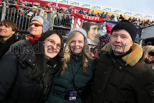 Amadeja Klemenčič; Ana Marinič; mag. Igor Marinič, namestnik generalnega direktorja Pošte Slovenije