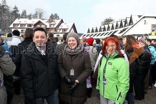 Vinko Filipič, član poslovodstva Pošte Slovenije; Katarina Potočnik, direktorica PE Maribor Pošte Slovenije; Snežka Wagner, vodja oddelka za trženje PE Ljubljana Pošte Slovenije