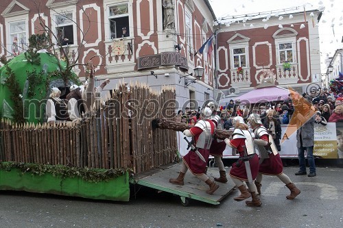 53. pustna in karnevalska povorka