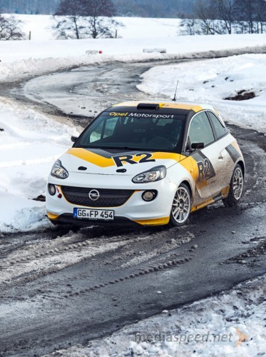 Opel Adam R2