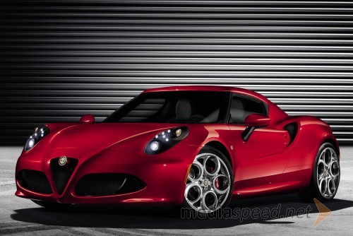 Alfa Romeo 4C se bo predstavila na avtomobilskem salonu v Ženevi