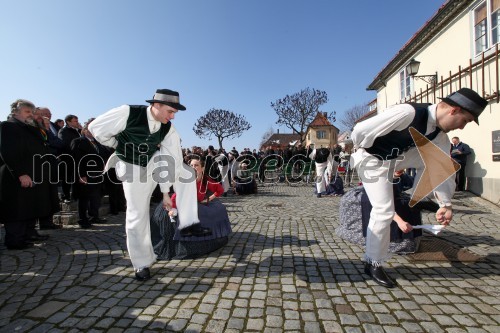 Akademska folklorna skupina Študent