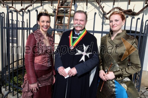 Neža Pavlič, Vinska kraljica Slovenije 2013; Jože Grobler, Evropski red vitezov vina; Mojca Kren, mariborska vinska kraljica