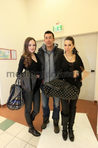 Iryna Osypenko Nemec, manekenka; Taiji Tokuhisha, maneken; Iris Mulej, Miss Slovenije 2006