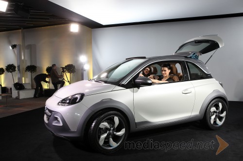 Opel Adam Rocks