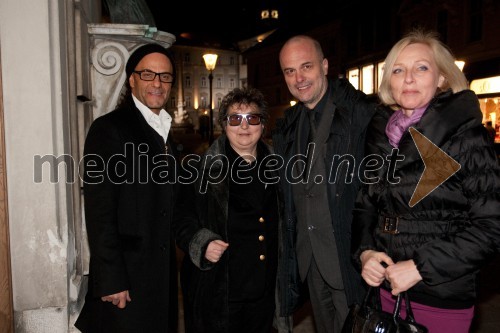 Tomaž Pandur, režiser; Dragica Petrovič, režiserka in producentka; Janez Lombergar, direktor Televizije Slovenija;  Barbara Volčič Lombergar