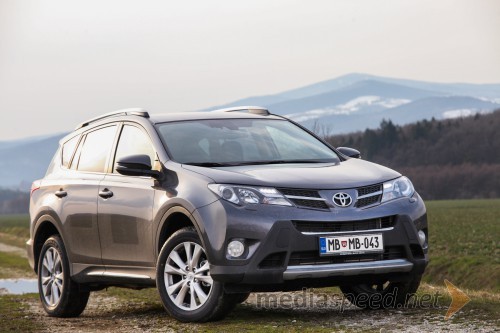 Toyota Rav 4, slovenska predstavitev