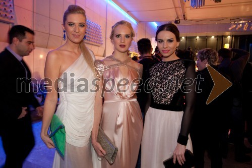 Marika Savšek, miss Universe 2010; Lana Mahnič Jekoš, miss Slovenije 2011; Mirela Korač, Miss Universe Slovenije 2009