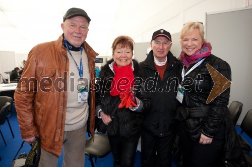 Joco Žnidaršič, fotograf; Tjaša Andree Prosenc, nekdanja drsalka, 
odvetnica; Tone Prosenc; Sabrina Pečelin, vodja odnosov z javnostmi pri 
Porsche Slovenija d.o.o