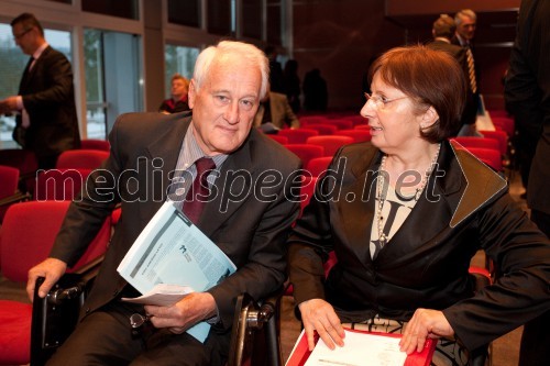 Vojko Čok, predsednik častnega razsodišča pri Združenju Manager; Tatjana Fink, Trimo Trebnje