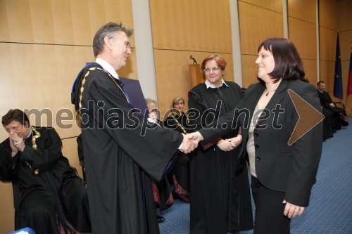 Prof. dr. Danijel Rebolj, rektor Univerze v Mariboru; prof. dr. Alja 
Lipavic Oštir, prodekanka za izobraževalno dejavnost Filozofska 
fakulteta UM; dr. Maja Hmelak, Filozofska fakulteta UM