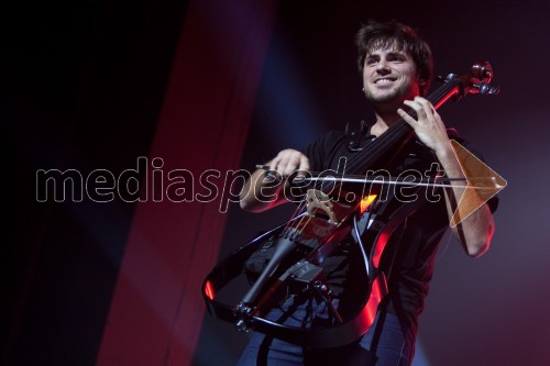 Stjepan Hauser, 2Cellos