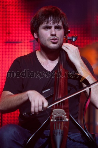 2Cellos, koncert in predstavitev novega albuma IN2ITION