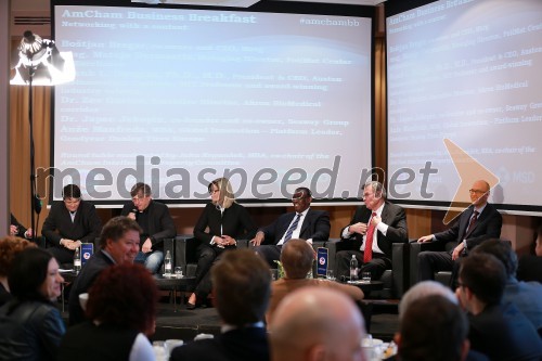 Boštjan Bregar, soustanovitelj in CEO, MARG; dr. Japec Jakopin, soustanovitelj in solastnik Seaway Group; mag.Mateja Dermastia, direktorica, Center odličnosti PoliMat; dr. Frank L. Douglas, predsednik in CEO Austen BioInnovation Institute; dr. Zev Gurion, izvršni direktor Akron BioMedical corridor; Anže Manfreda, vodja inovacijske platforme – novi poslovni modeli Goodyear Dunlop Tires Europe