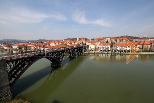 Lent, Stari most, Drava