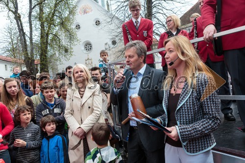 Alenka Košir; Ciril Globočnik, župan občine Radovljica; ...