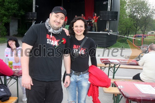 Gregor Cerar, predsednik Zveze svobodnih sindikatov Slovenije (ZSSS) za Koroško in Podravje; Lara Jankovič, pevka, igralka in povezovalka prireditve