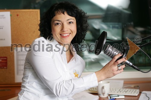 Polona Požgan, voditeljica jutranjega programa Radia Center