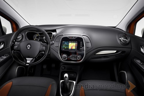 notranjost Renault Captur 