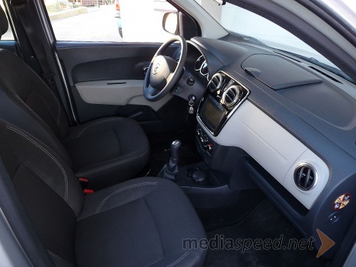 Dacia Lodgy 1.5 dCi 110 Laureate, notranjost