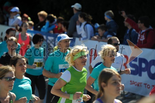 33. Maraton treh src, tekači