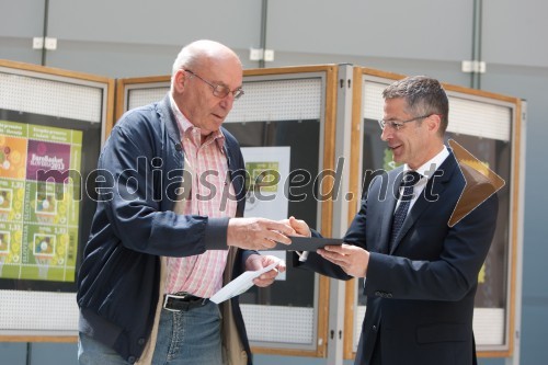 Ivo Daneu, ambasador EuroBasketa 2013; mag. Boris Novak, generalni direktor Pošte Slovenije